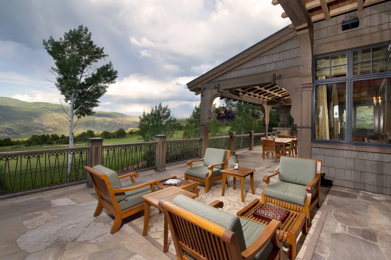 Scenic patio with outdoor seating